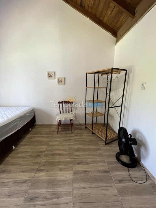 Casa para aluguel de temporada em Garopaba (Praia da Ferrugem)