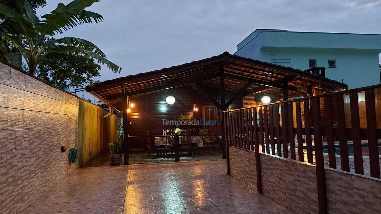 Casa para aluguel de temporada em São Sebastião (Juquehy)