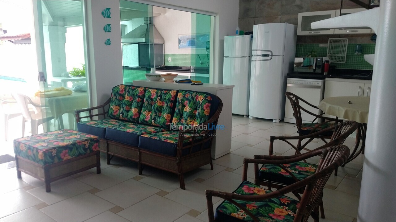 House for vacation rental in Bertioga (Praia de Guaratuba)
