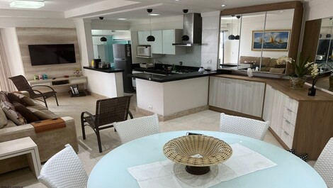 Riviera apartment in the ocean park building