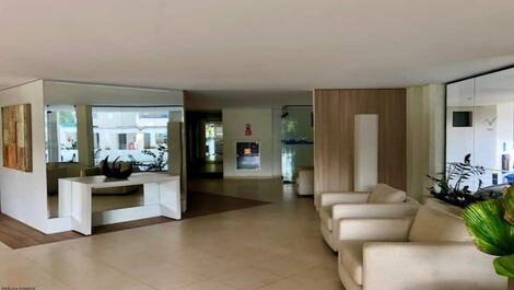 Riviera apartment in the ocean park building