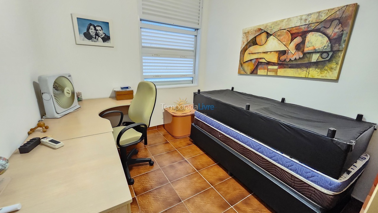 Apartment for vacation rental in Guarujá (Pitangueiras)