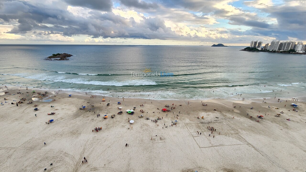 Apartment for vacation rental in Guarujá (Pitangueiras)