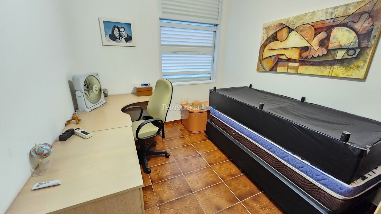 Apartment for vacation rental in Guarujá (Pitangueiras)