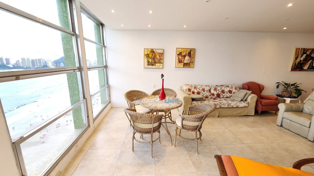 Apartment for vacation rental in Guarujá (Pitangueiras)