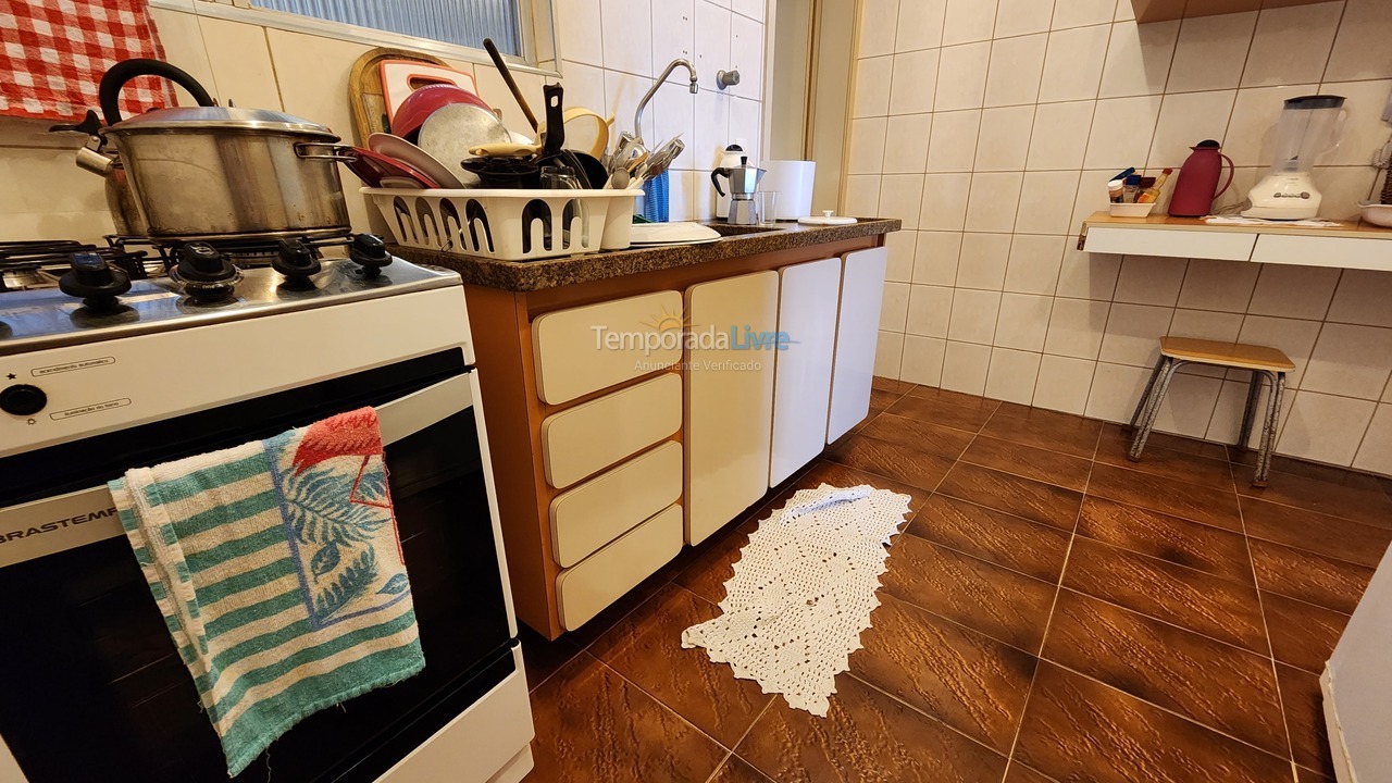 Apartment for vacation rental in Guarujá (Pitangueiras)