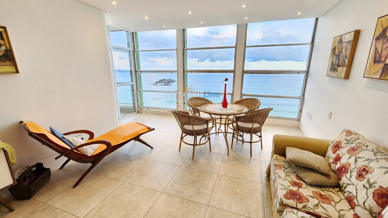 Apartment for vacation rental in Guarujá (Pitangueiras)