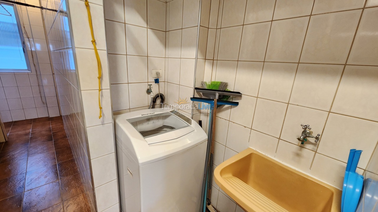 Apartment for vacation rental in Guarujá (Pitangueiras)