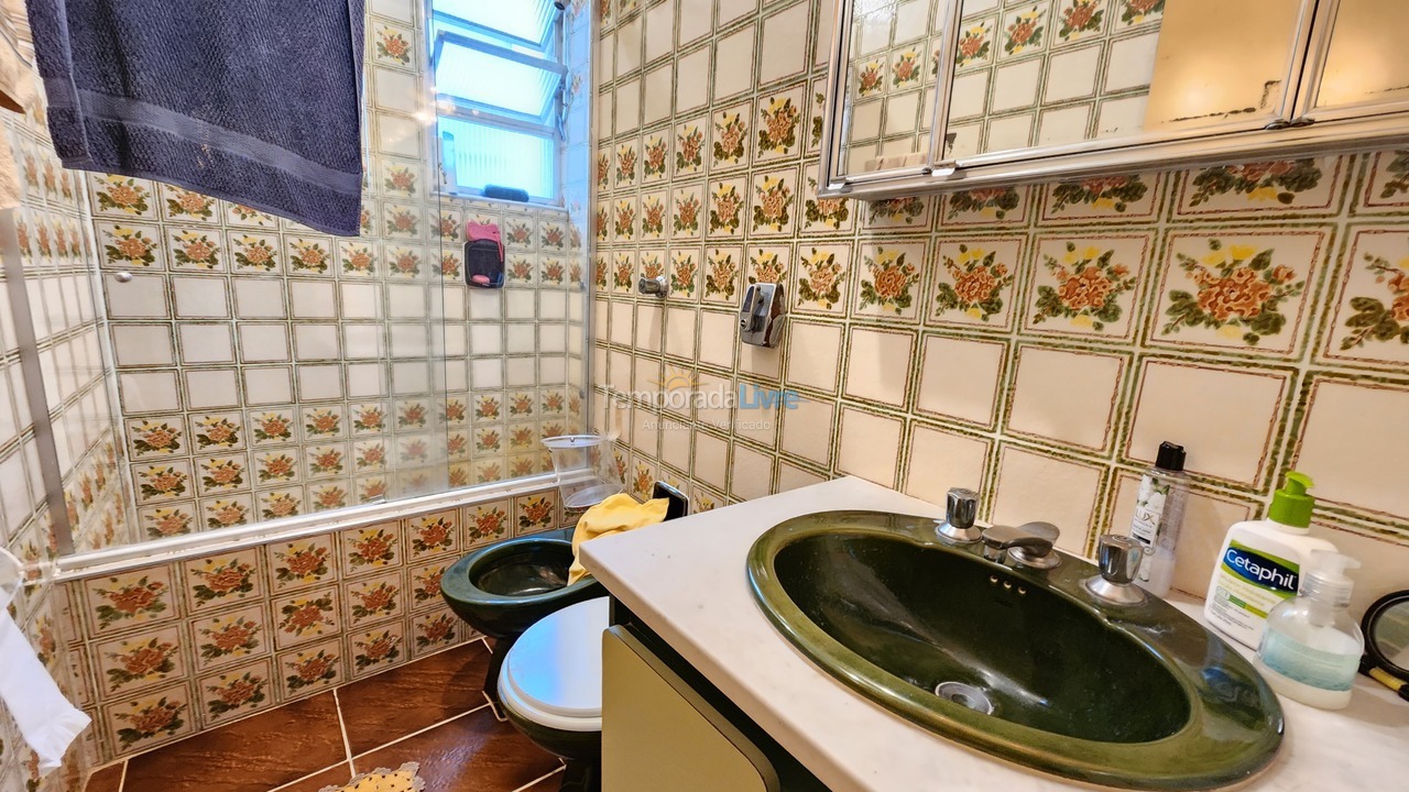 Apartment for vacation rental in Guarujá (Pitangueiras)