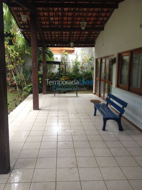 Casa para alquiler de vacaciones em Ubatuba (Praia do Lázaro)