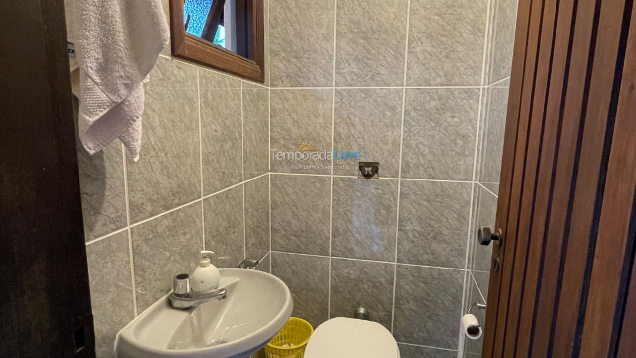 Casa para aluguel de temporada em Bertioga (Condominio Morada da Praia)