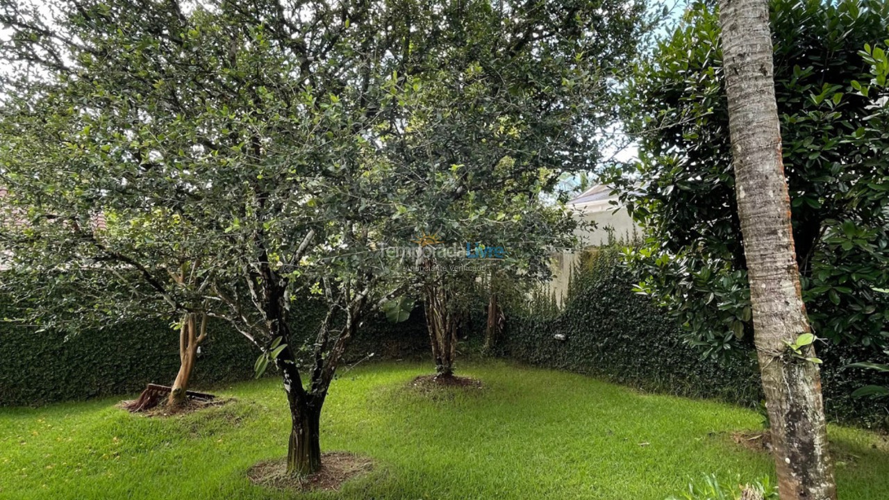 Casa para aluguel de temporada em Bertioga (Condominio Morada da Praia)