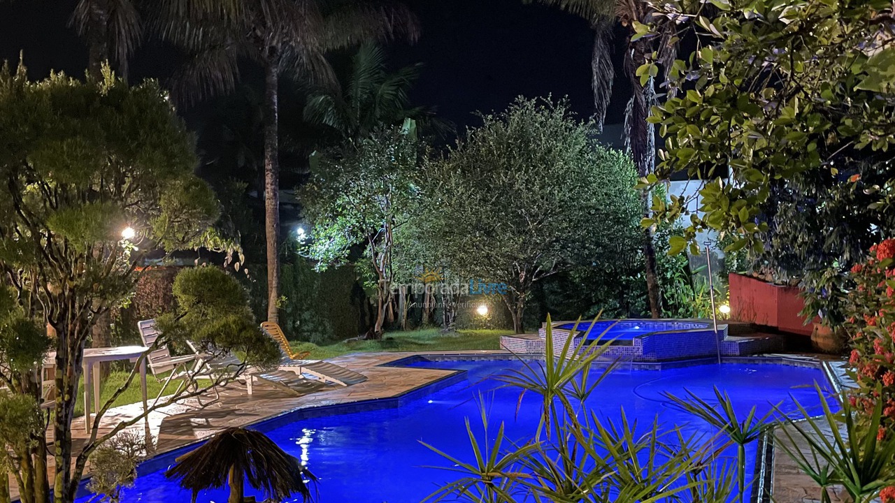 Casa para aluguel de temporada em Bertioga (Condominio Morada da Praia)