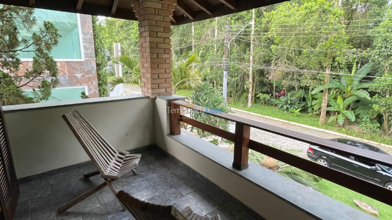 Casa para aluguel de temporada em Bertioga (Condominio Morada da Praia)