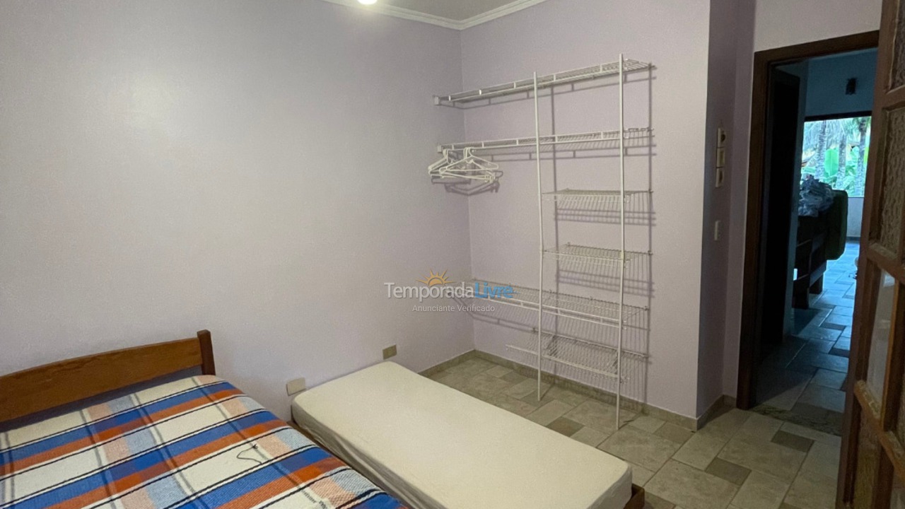 Casa para aluguel de temporada em Bertioga (Condominio Morada da Praia)