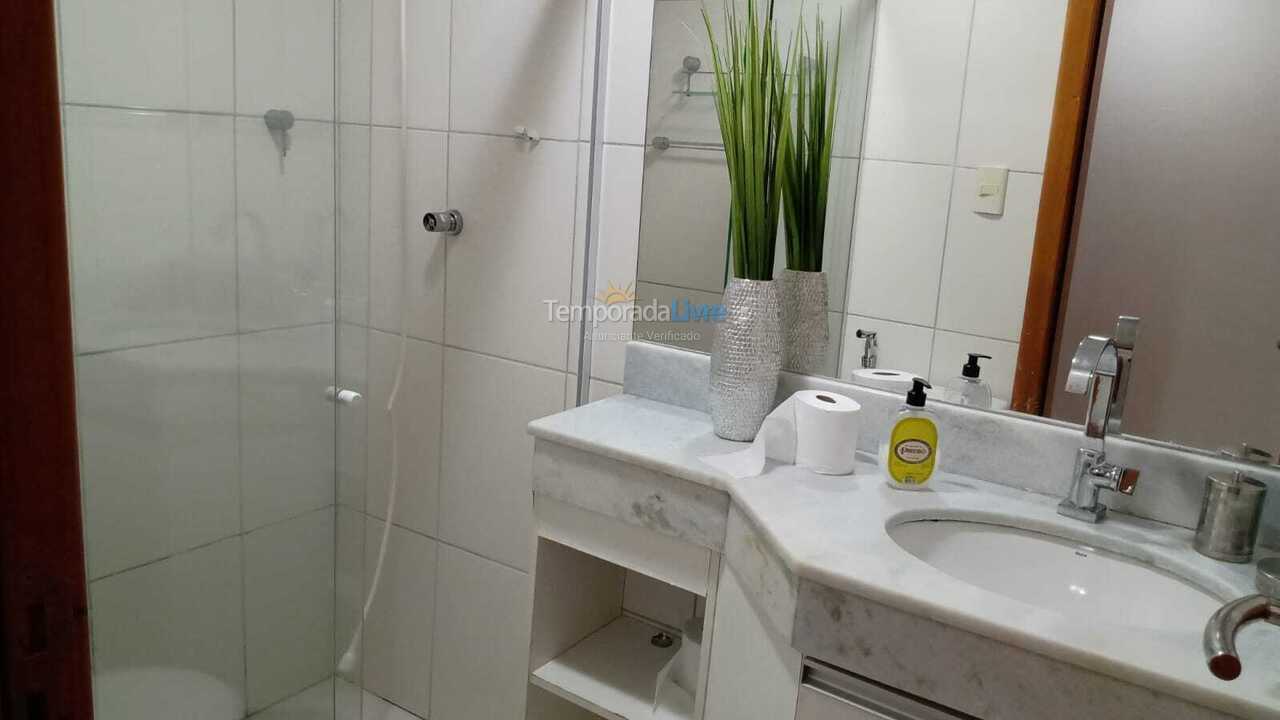 Apartamento para aluguel de temporada em Camaçari (Praia de Guarajuba)