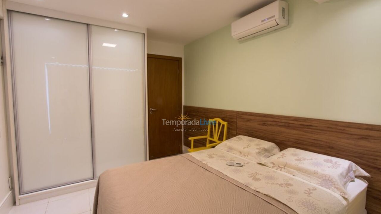 Apartamento para aluguel de temporada em Camaçari (Praia de Guarajuba)