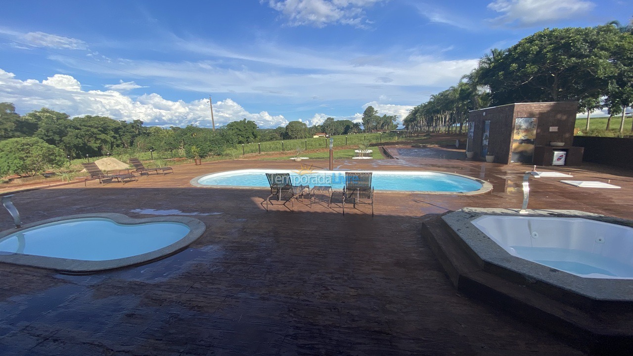 Chácara / sítio para aluguel de temporada em Caldas Novas (Zona Rural Caldas Novas)
