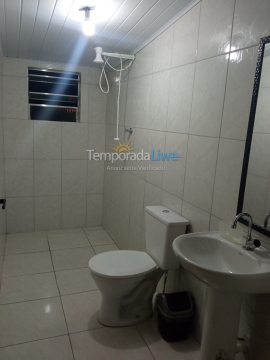 Casa para aluguel de temporada em Mongaguá (Itaguai)