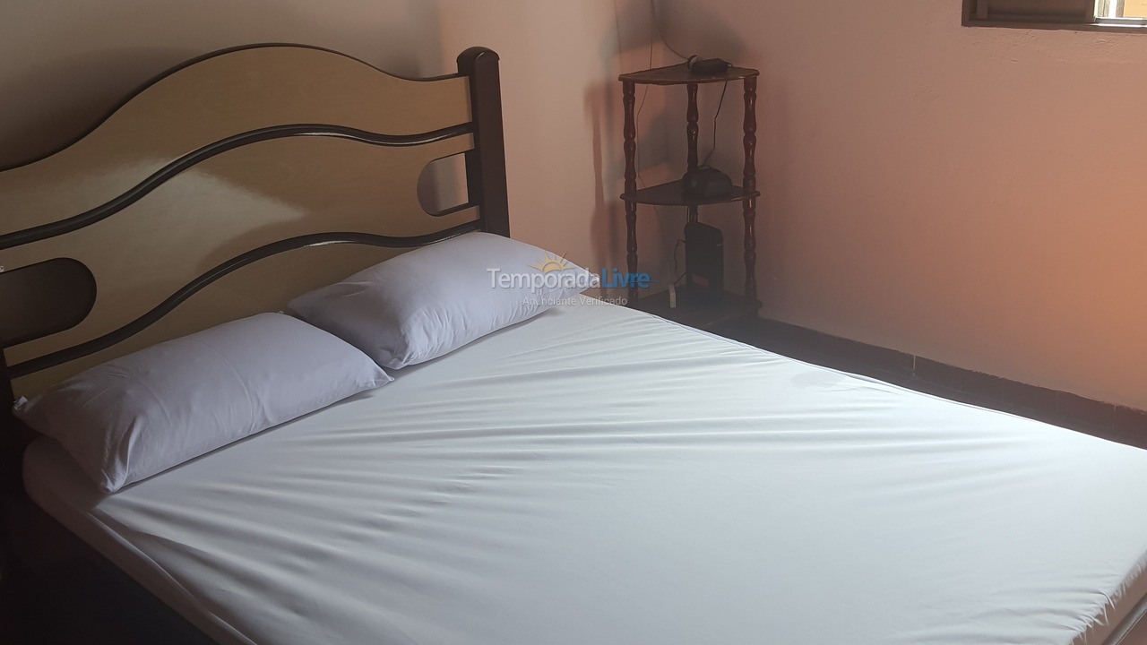 Casa para alquiler de vacaciones em Caraguatatuba (Poiares)