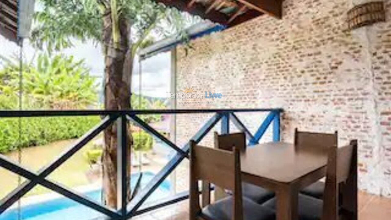 Casa para aluguel de temporada em Mairiporã (Lago do Imperador)