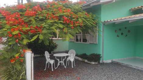 Casa para alugar em São Francisco do Sul - Itaguaçu