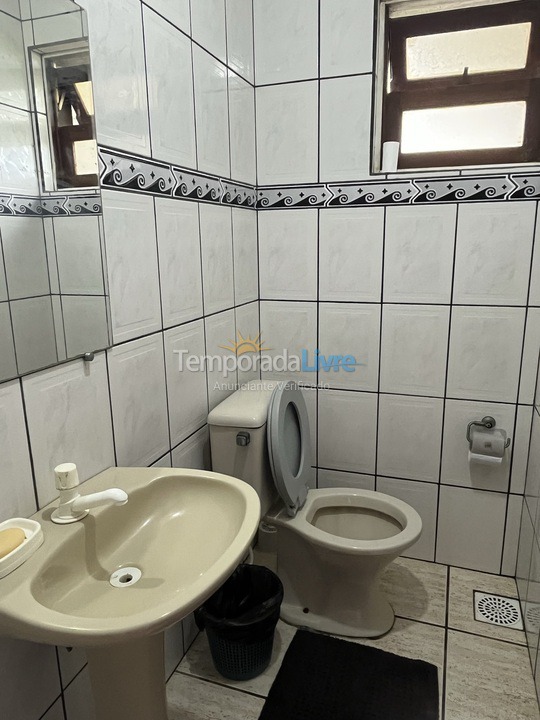 Casa para alquiler de vacaciones em Garopaba (Praia da Ferrugem)