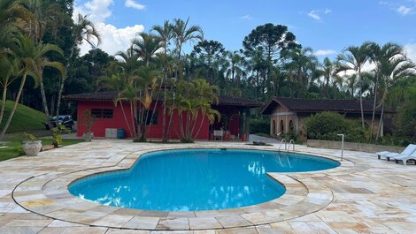 HIGH STANDARD SITE WITH WI-FI (IDEAL FOR PARTIES AND SEASON)