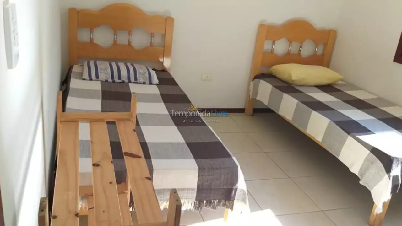 Casa para aluguel de temporada em Bertioga (Boraceia)