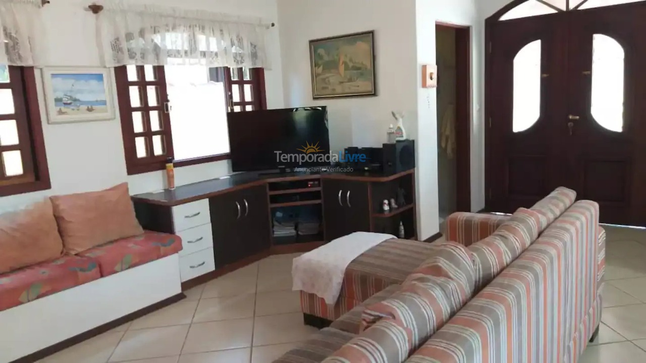 Casa para aluguel de temporada em Bertioga (Boraceia)