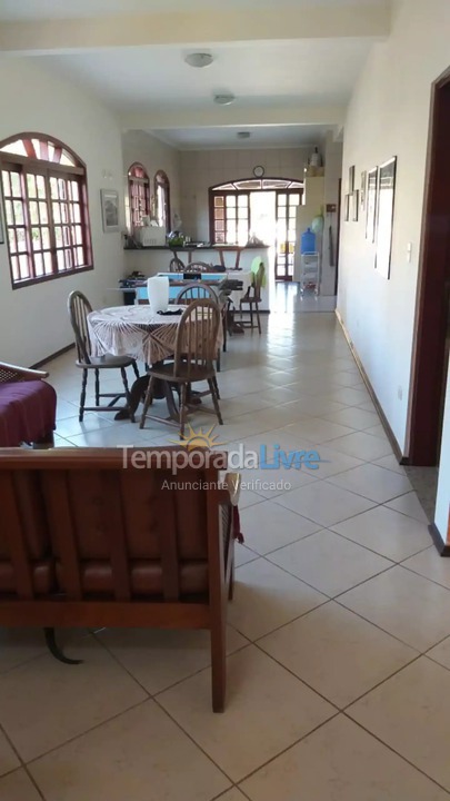 Casa para aluguel de temporada em Bertioga (Boraceia)