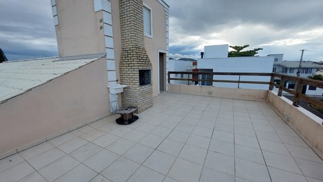 Apartamento de 1 dormitorio con vista para o mar do santinho