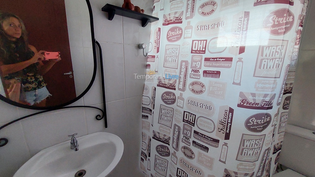 Apartamento para aluguel de temporada em Florianópolis (Praia do Santinho)