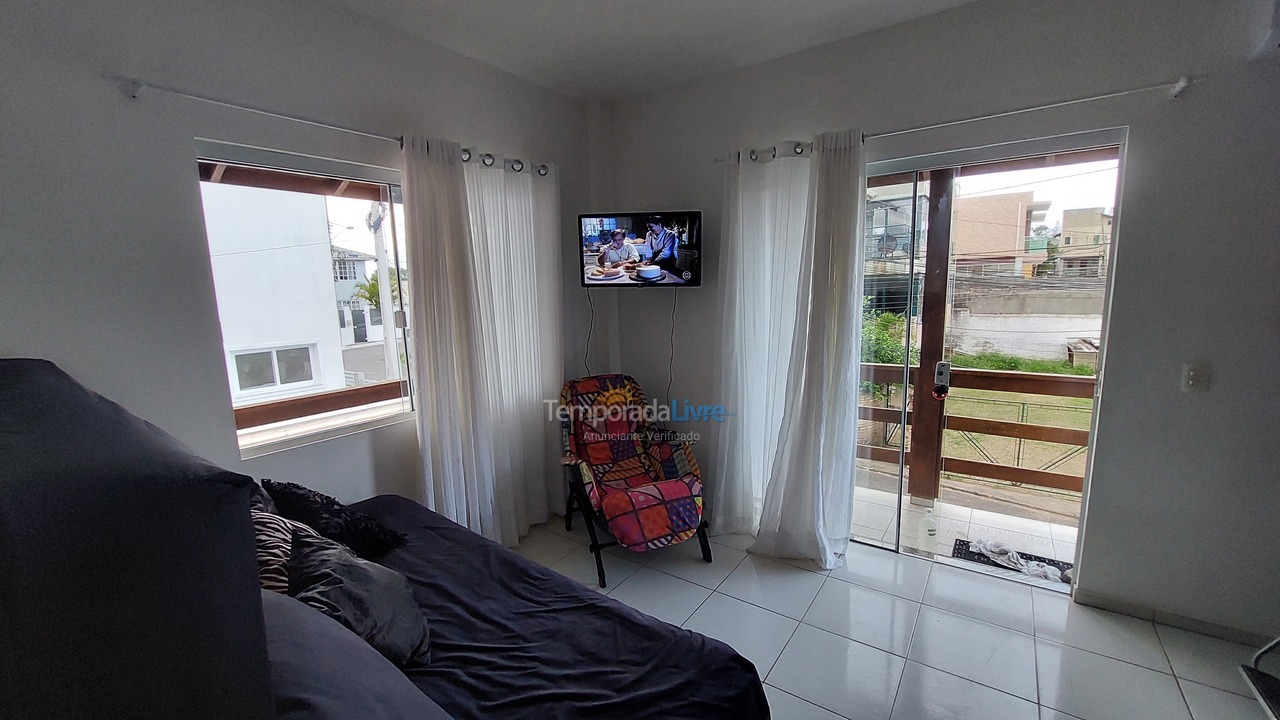 Apartamento para aluguel de temporada em Florianópolis (Praia do Santinho)