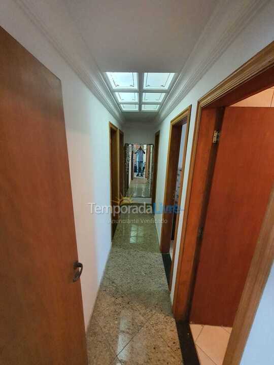 Apartment for vacation rental in Guarujá (Pitangueiras)