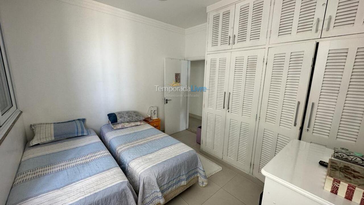 Apartment for vacation rental in Guarujá (Pitangueiras)