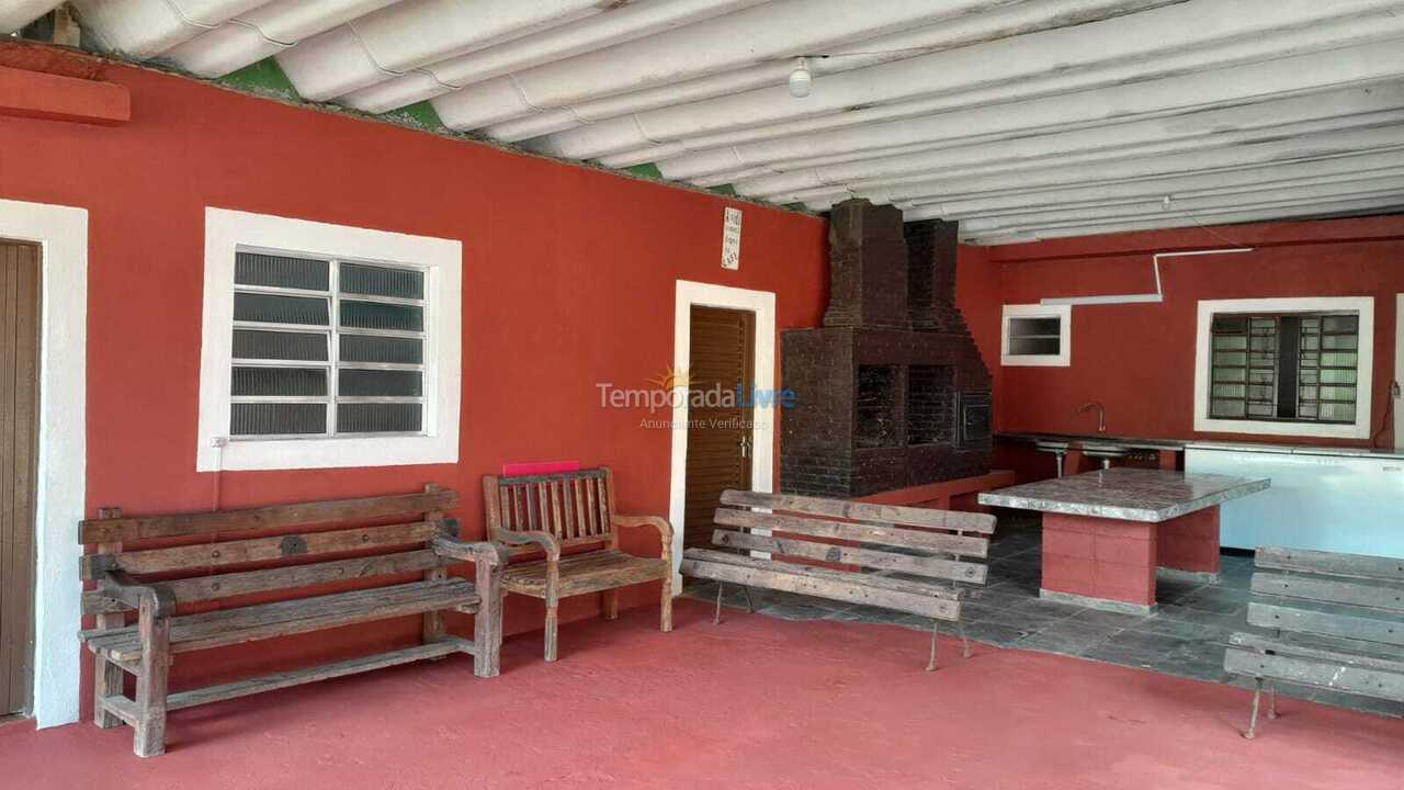 Granja para alquiler de vacaciones em Mairiporã (Terra Preta)