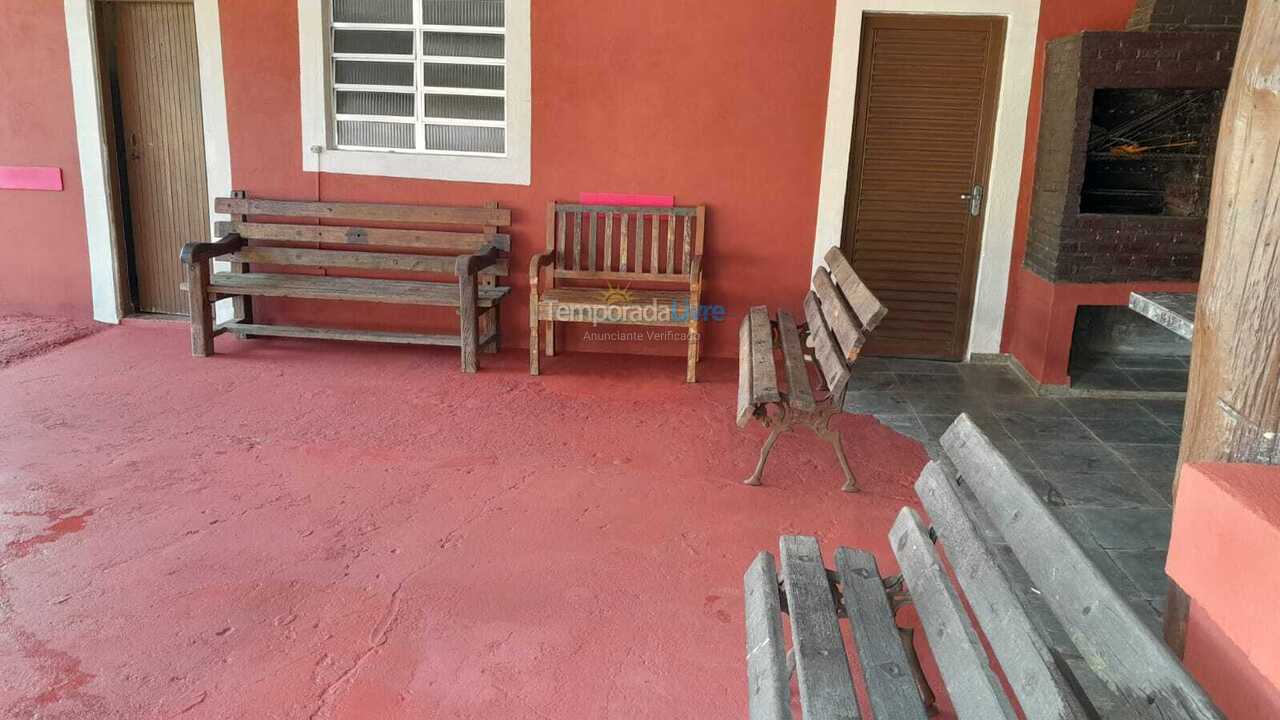 Granja para alquiler de vacaciones em Mairiporã (Terra Preta)