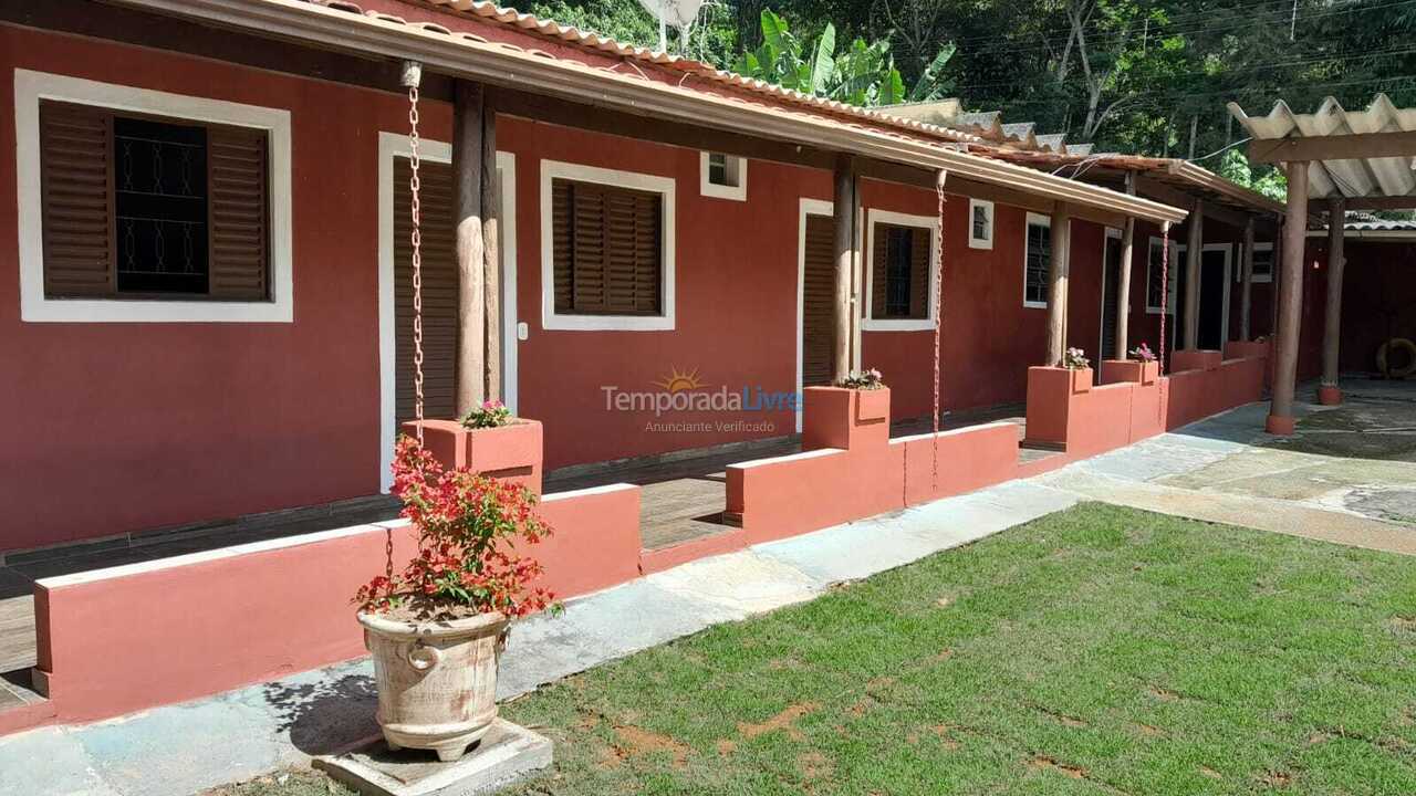 Granja para alquiler de vacaciones em Mairiporã (Terra Preta)