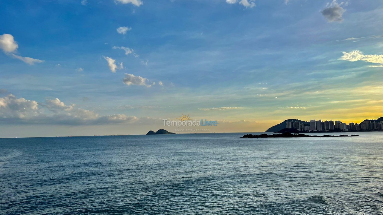 Apartment for vacation rental in Guarujá (Enseada)