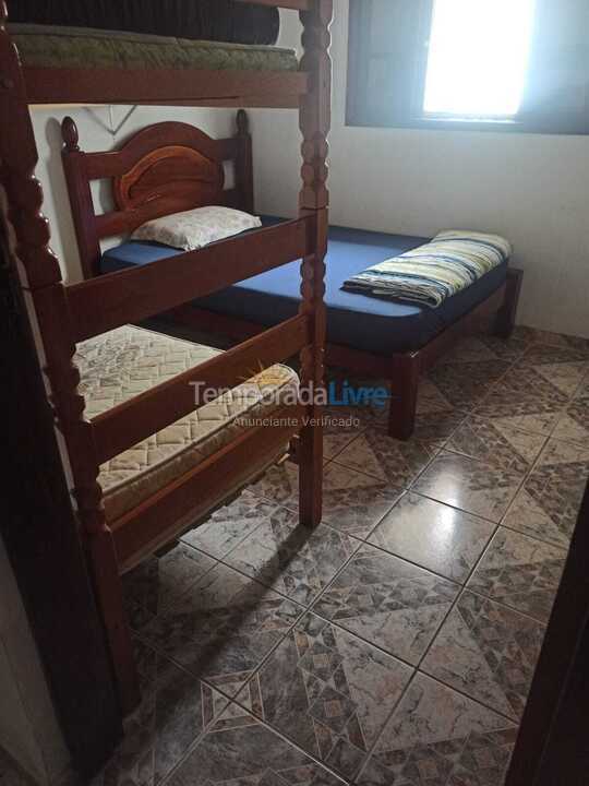 Casa para alquiler de vacaciones em Caraguatatuba (Massaguaçu)