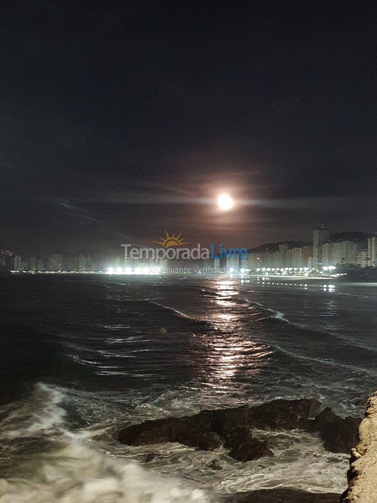 Apartment for vacation rental in Guarujá (Pitangueiras)