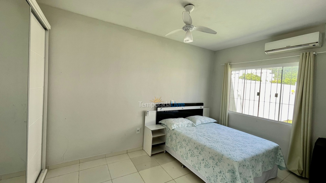 House for vacation rental in Bombinhas (Praia de Bombas)