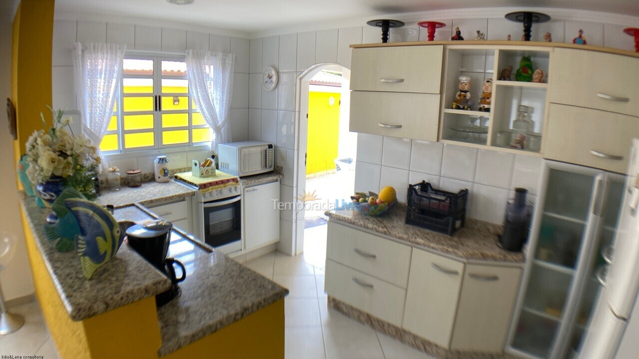 Casa para aluguel de temporada em Bertioga (Riviera)