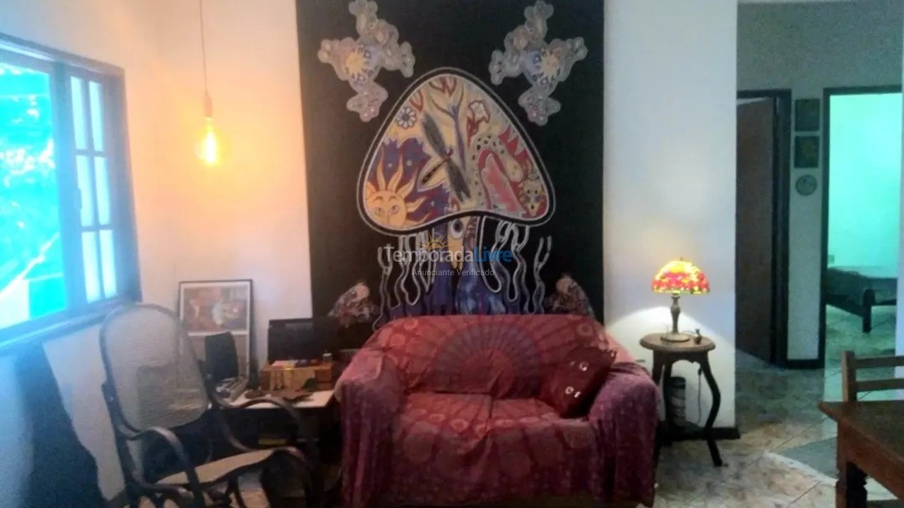 Casa para aluguel de temporada em Cachoeiras de Macacu (Boca do Mato)