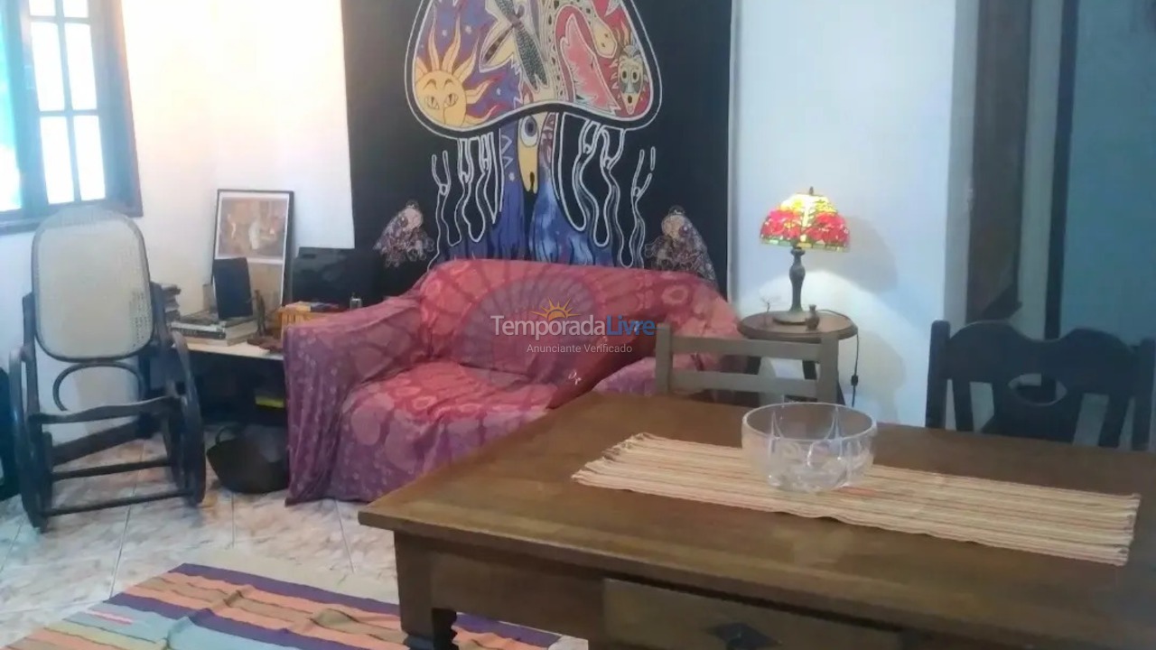 Casa para aluguel de temporada em Cachoeiras de Macacu (Boca do Mato)