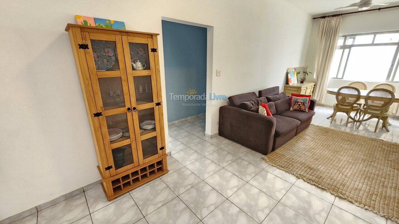 Apartamento para aluguel de temporada em Guarujá (Pitangueiras)