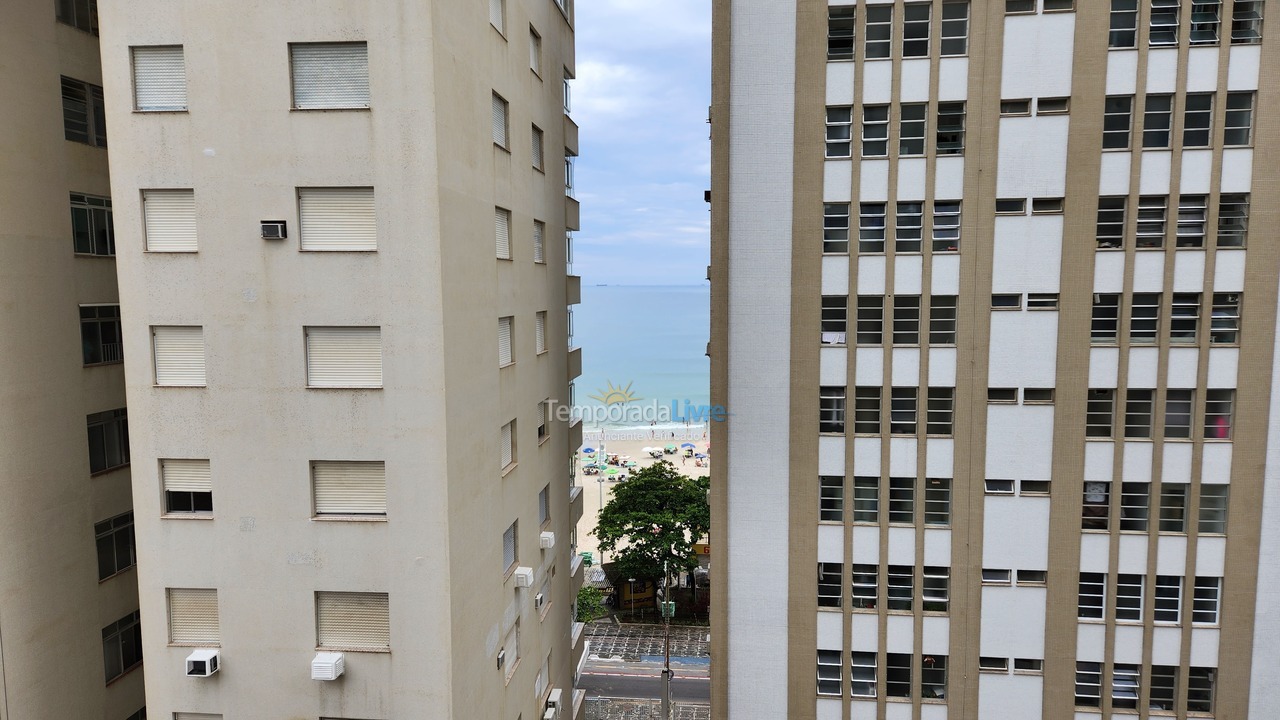 Apartamento para aluguel de temporada em Guarujá (Pitangueiras)