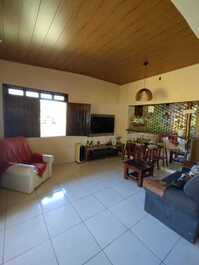 Comfortable house with pool, sleeps up to 16 people, Ilhéus-BA