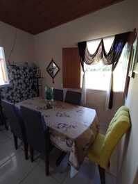 Comfortable house with pool, sleeps up to 16 people, Ilhéus-BA